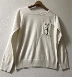 【美品】ポケットにメガネがプリントされた、ゆったり 薄手お洒落ニットセーター