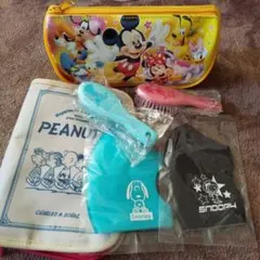 小物入れ 2点 ミニヘアブラシ マスク