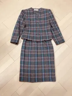 スーツ　レディース