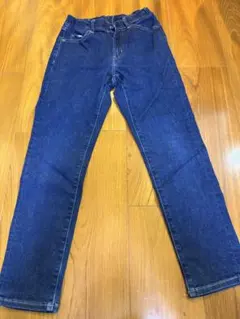 ユニクロ　ジーンズ　140