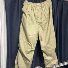 ベージュ ゴムウエスト ワイドパンツ