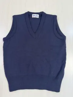 【11/23まで限定価格】ネイビー Vネックベスト 110