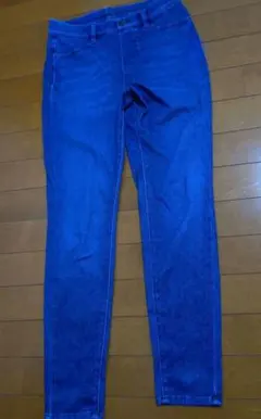 ユニクロ　ストレッチレギンス　ブルー