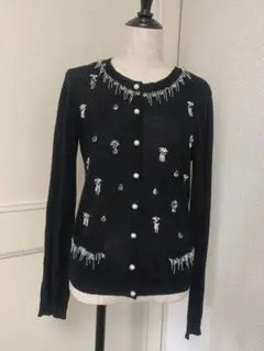 MUVEIL ビジュー付ニットカーディガンのサムネイル