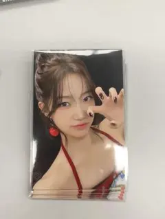 ルセラフィム　香港　ポップアップ　購入限定　トレカ　カズハ　kazuha