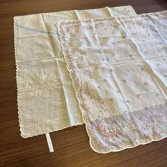 CLASSICS the Small Luxury 刺繍＆花柄レースハンカチ2枚のサムネイル