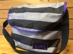 X-girlショルダーバッグ