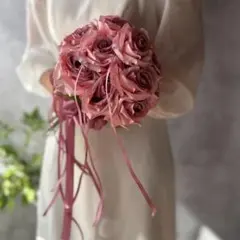 くすみピンクバラ×リボンクラッチブーケ☆ブートニア