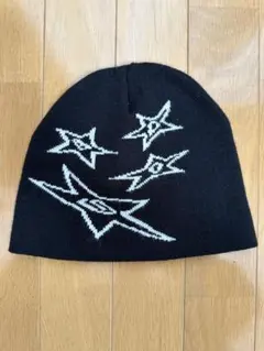 星模様 黒ニット帽