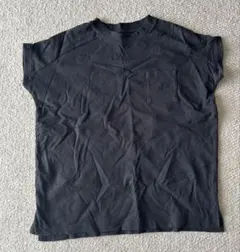 ikka Tシャツ　Lサイズ　ブラックのサムネイル