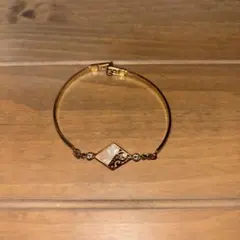 ゴールドカラー ブレスレット ひし形モチーフ