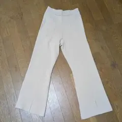 バンヤードストーム　ニットセンタープレススリットパンツのサムネイル