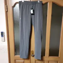 【新品】UNDER ARMOUR トレーニングパンツ レディース　L　 グレーのサムネイル