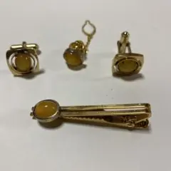 ネクタイピンとカフスセット