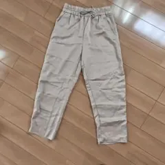 H&M ベージュ パンツ XS
