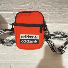 adidas オリジナルス ショルダー バッグ オレンジのサムネイル
