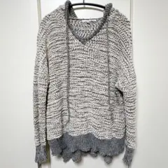 ヤングファビュラスアンドブローク フードニット Ｖネック 長裾　Ｓ／Ｍ グレー