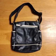 Hush　Puppies　ガゼール縦型ショルダーバッグのサムネイル