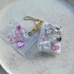 m*a様 ミニシール帳の完成品　キャンディーバッグキーホルダー付き