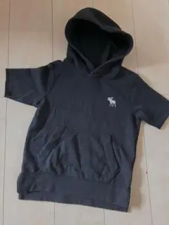 abercrombie kids 半袖黒パーカー 5/6 120センチ