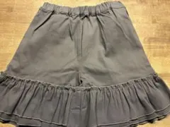 フリル付きグレー130サイズハーフパンツ