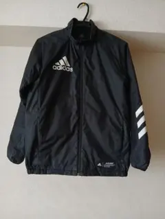 アディダス　サッカージャケット　サイズ160