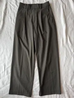 UNIQLO スラックス カーキ M きれいめ オフィス カジュアル