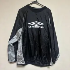 00s umbro ピステ　ナイロンプルオーバー　O-XO