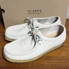 CLARKS ORIGINALS ワラビーデイジー　ローファー23.5 未使用品 CLARKS ORIGINALS ワラビーデイジー ローファー23.5 未使用品 - メルカリ
