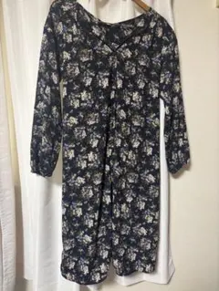 GU 花柄　シャツワンピース M ブラック　長袖