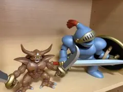 ドラクエ　エスターク　さまようよろい　フィギュアセット