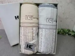 14FF2510 未使用 HIROKO KOSHINO肌掛け布団2枚入り日本製