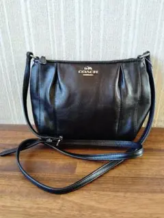 美品　COACH　コーチ　ショルダーバッグ　ポシェット　ポーチ　レザー　ブラック