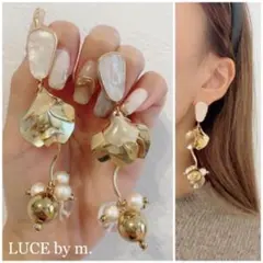680 ゴールドペタル 花びら バブルパール ピアス イヤリング お洒落のサムネイル