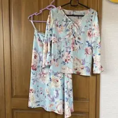 【美品】水色花柄フレアスリーブセットアップ