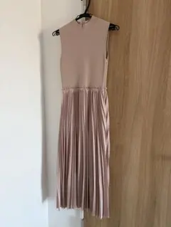 ノースリーブ ニットワンピース プリーツ