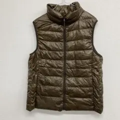 UNIQLO ユニクロ　ダウンベスト　XL 茶色　ユ111