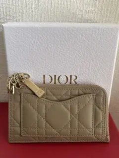 Dior キルティングフラグメントケース ベージュ