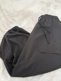 売り切り! 超美品　GU テックカーゴスカート　黒M