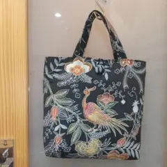 手作り・着物正絹生地！ 黒地花と鳥のプリントトートバッグ