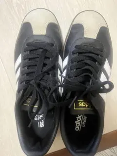 Adidas 靴