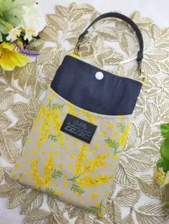 幸せ運ぶ♪ミモザのスマホショルダー⑤ ハンドメイド　北欧　スマホケース　デニム