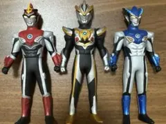 ウルトラマンブルフレイム　グルーブ　ロッソアクア　3体セット