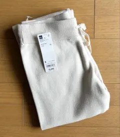 gu スエットパンツ