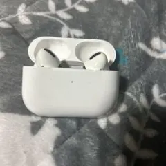 AirPods本体 ワイヤレス充電対応