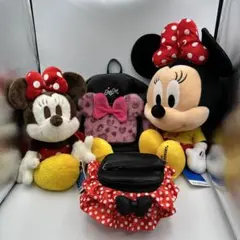 ミニーマウス ドット柄リュック　ポーチ　ミニーちゃんぬいぐるみ✖️2