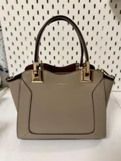 み*ん様 &chouette バッグ✨美品 エレガントデザイン