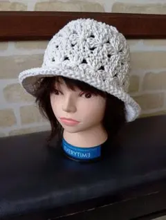 白色 花模様 バケットハット フリーサイズ