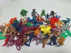 ウルトラマン怪獣フィギュアセット 約74体