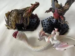 バラ不可✖️マガイマガド　ネルギガンテ　フルフル　モンハン　フィギュア